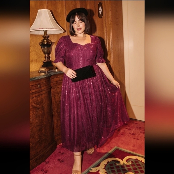 Ivy City Clara Plum Seqiun Dress NWT - Picture 2 of 7